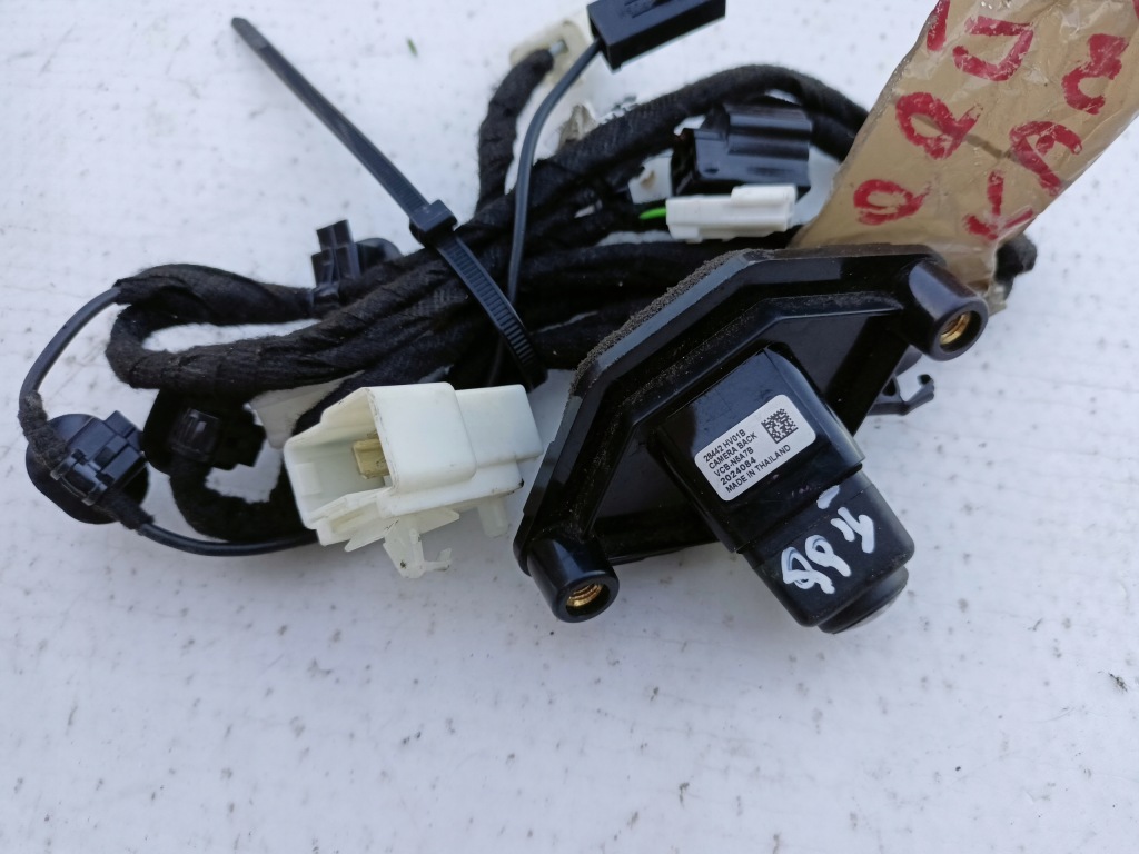 фото №1, Камера заднего вида qashqai j11 с жгут бампера