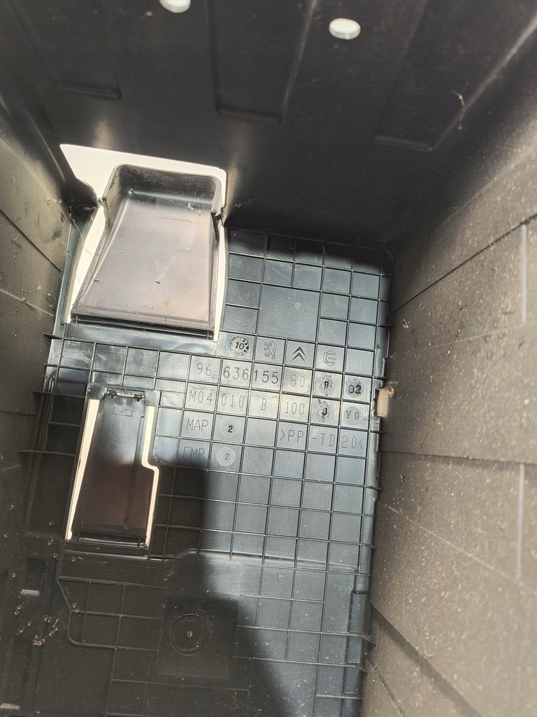 фото №8, Citroen berlingo iii корпус основа акумулятор 9663615580 9663615380