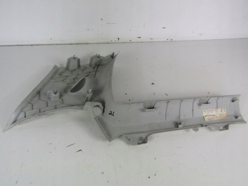 фото №5, Up mii citigo корпус стойка c правая 1st867288b