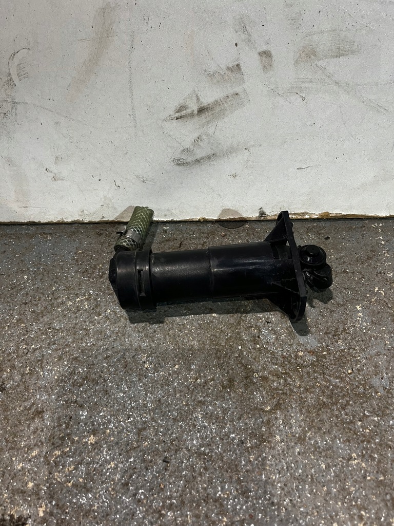 фото №1, Левый омыватель лампы q7 4l 4l0955101 оригинал