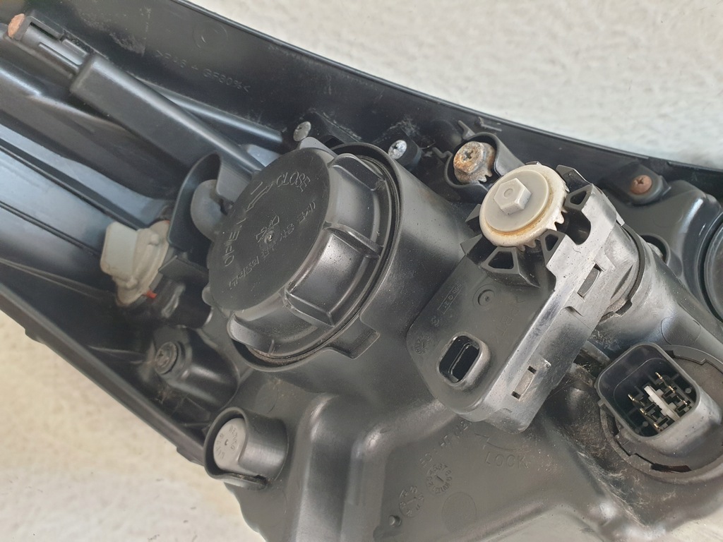 фото №10, Hyundai ix35 09-13 лампа левая передняя uk orginał