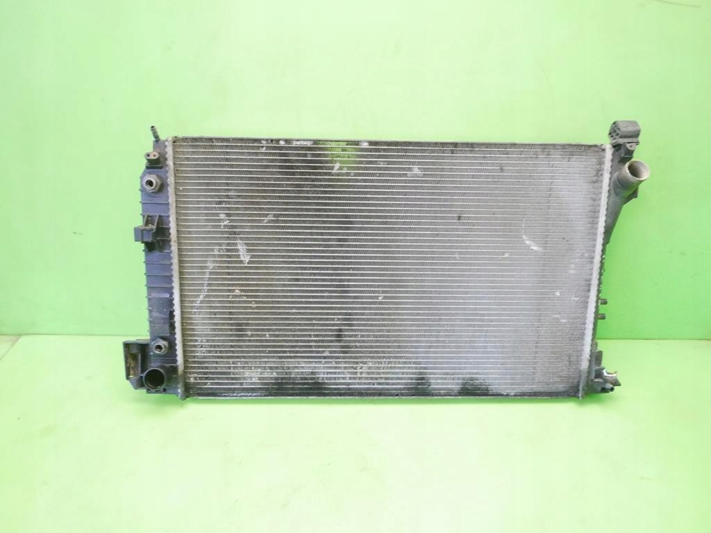 Купити Радіатор води opel vectra c 2.2 dti 16v автоматична коробка передач