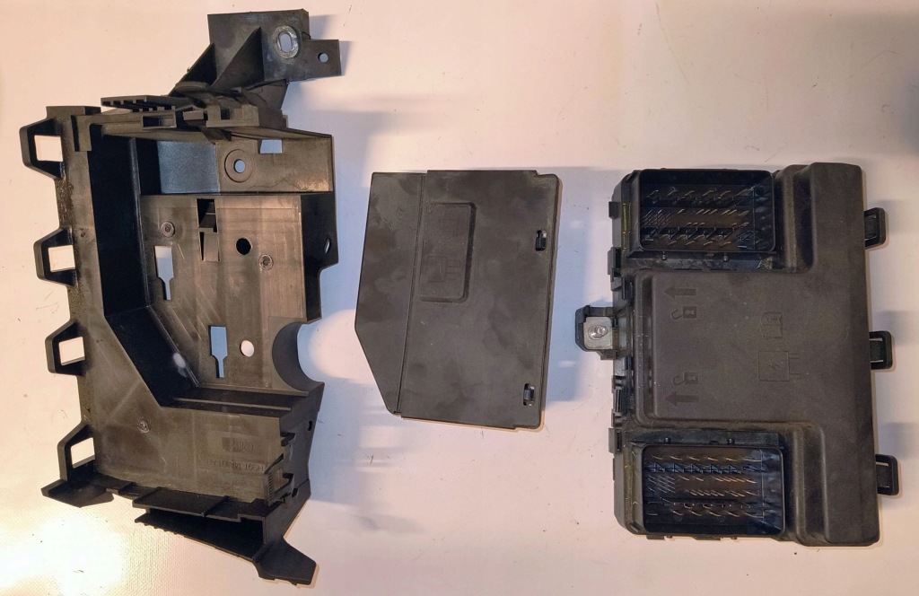 фото №7, Ford edge ii mk2 lift 18- 2.0 ecoblue tdci коробка предохранителей основание