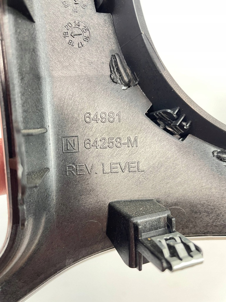 фото №9, Dodge challenger 2015+ dekor панель приборы спидометра радио