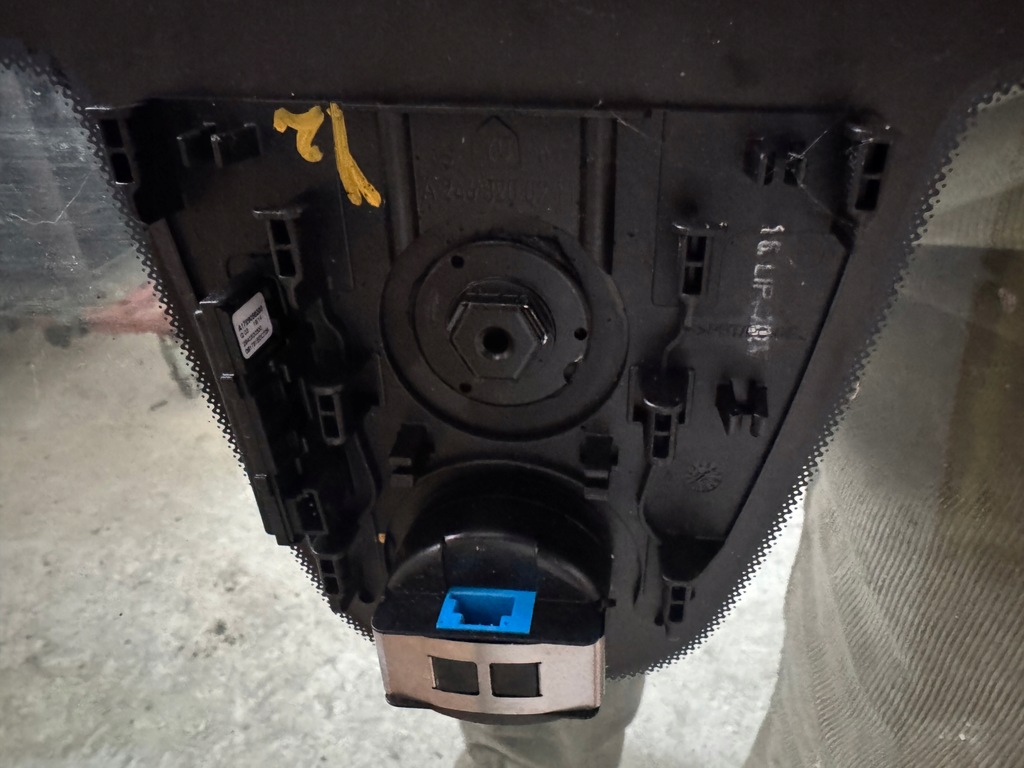 фото №6, Mercedes w176 a-klasa стекло лобовое передняя оригинал