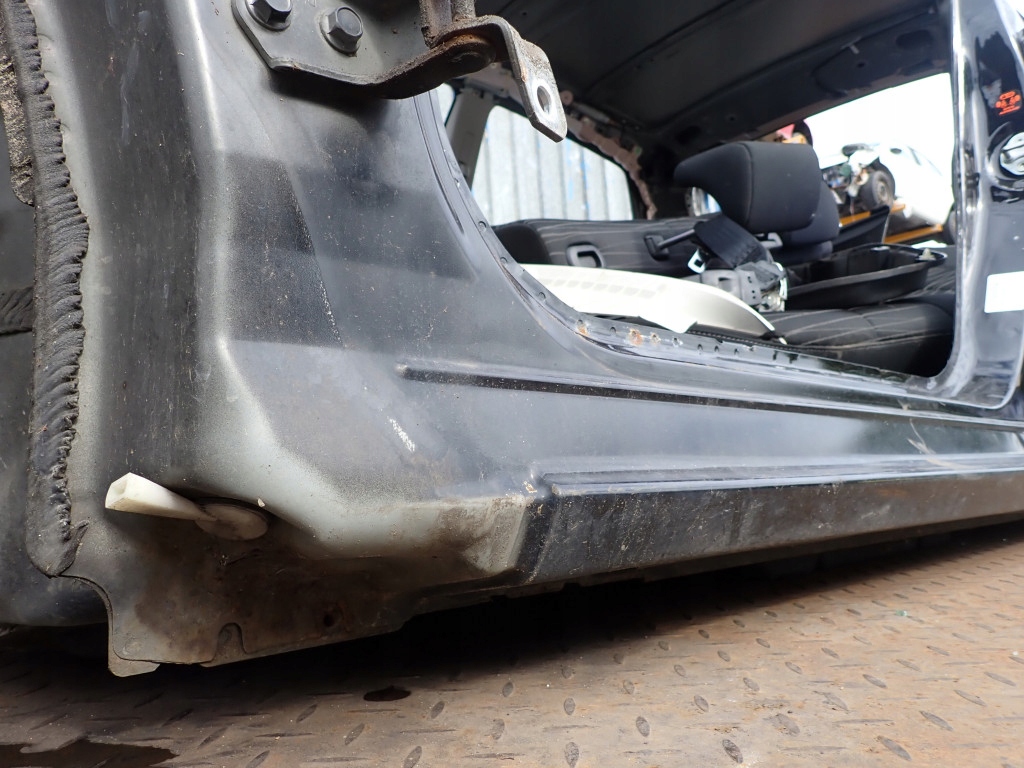 фото №4, Mazda 2 ii de hb 5d порог левый блок двигателя четверть