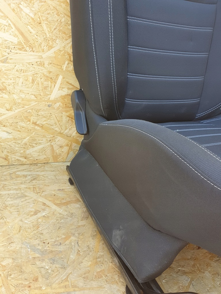 фото №16, Dacia jogger сиденья заднее сиденье обшивки bdb 7 человек