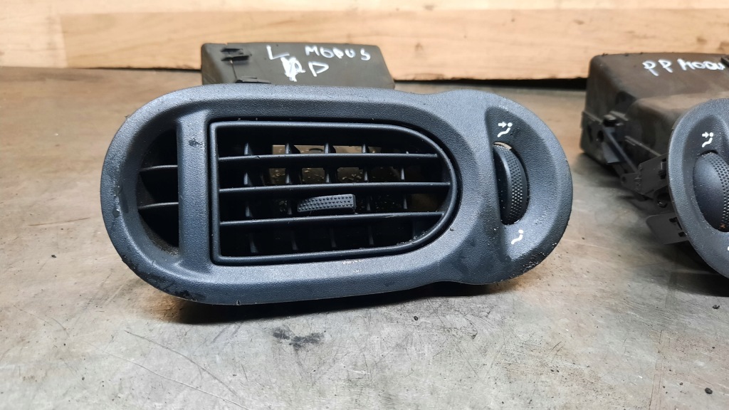 фото №2, Ґрати обдув ліва права renault modus 04r