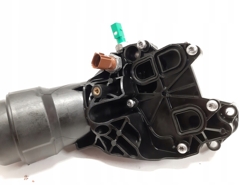 Корпус фильтра масла audi a6 c7 2.0 tdi 03n115389j Киев