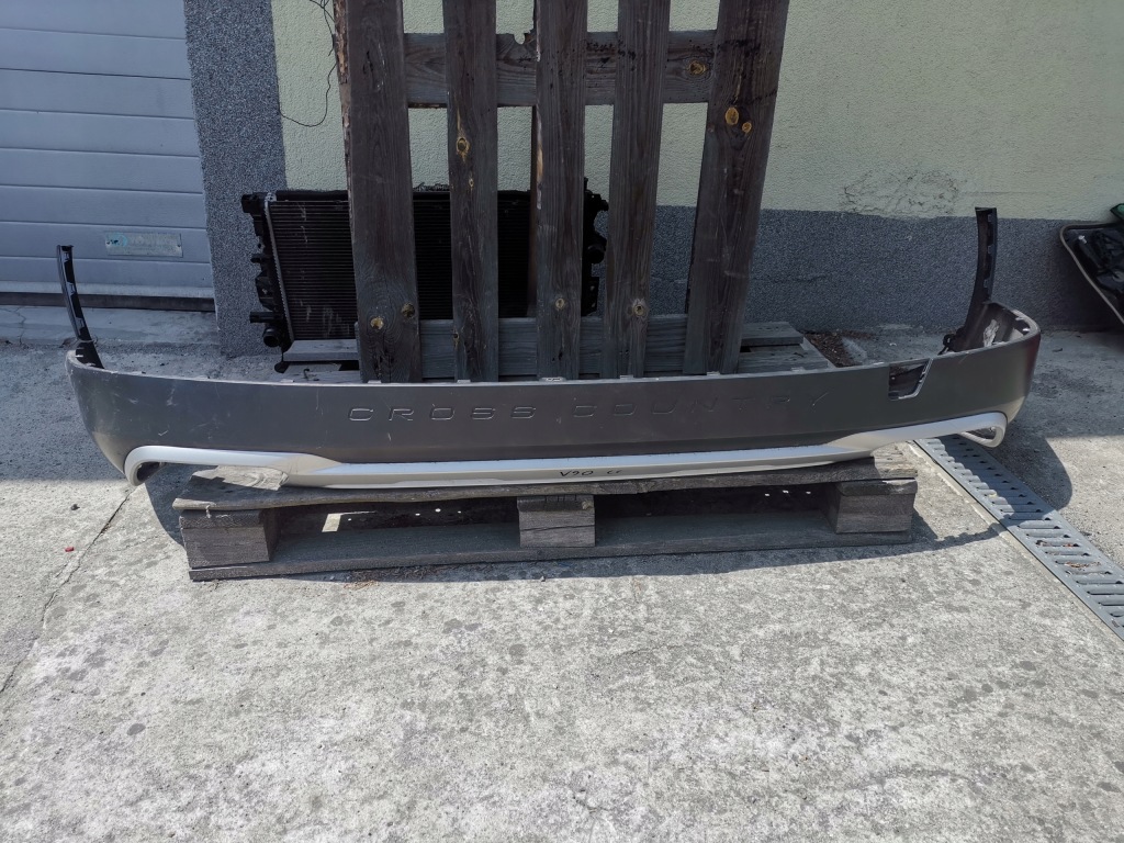 фото №1, Volvo v90 cross спойлер накладка бампера заднього