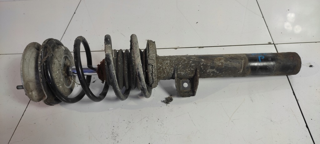 фото №1, Амортизатор перед правый bmw 1 e88 6786028