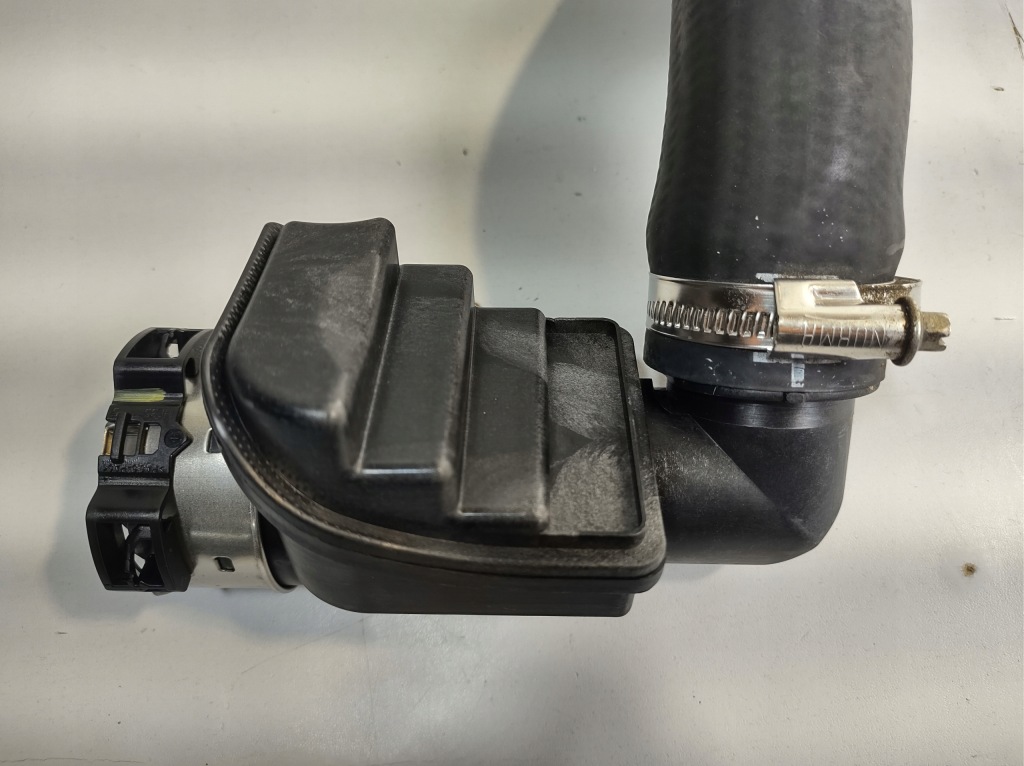 Mg zs 1.0b патрубок шланг інтеркулер 10236500 Зі Шроту