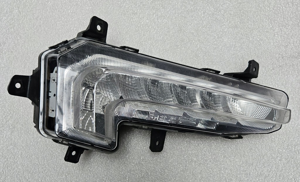 фото №1, Chevrolet malibu протитуманна фара led drl od 2016- правий 22982838
