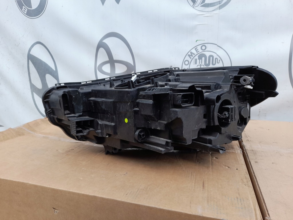 Bmw x1 f48 lci рестайлинг  19-21 full led фара правый в Украине