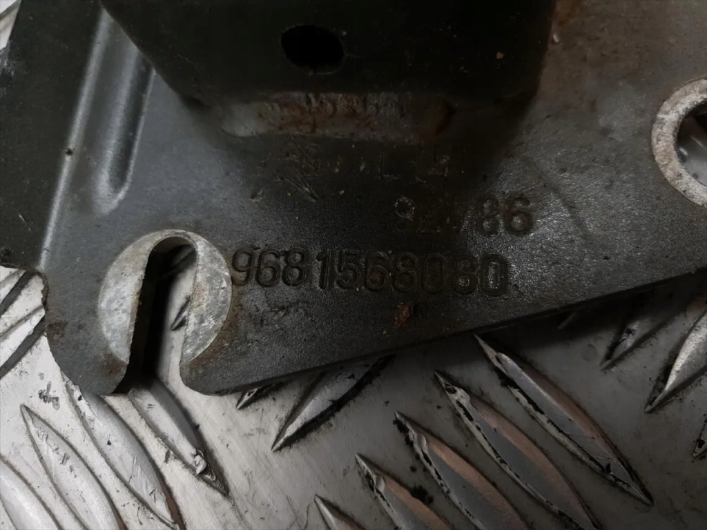 Citroen c3 picasso поперечина бампера заднего 2016 mpv 4/5dr 9681568080 Цена