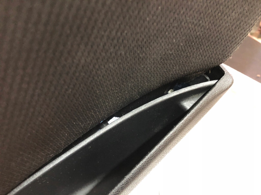 Mercedes w169 a200 cdi 3d обшивка обивка дверь правый перед правый  передняя Доставка