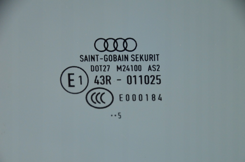фото №7, Скло двері лівий задня audi a4 b9 sedan 8w5845205