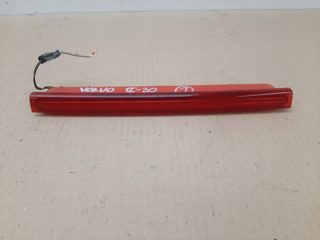 фото №2, Лампа третий свет стоп крышки задняя volvo c30 r-design lata 2006-2009