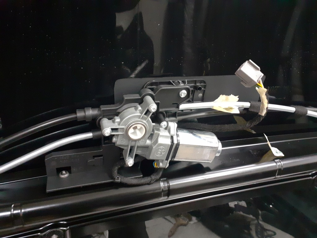 фото №5, Volvo v40 ii lift cc cross country крыша панорама стекло idealny 2014