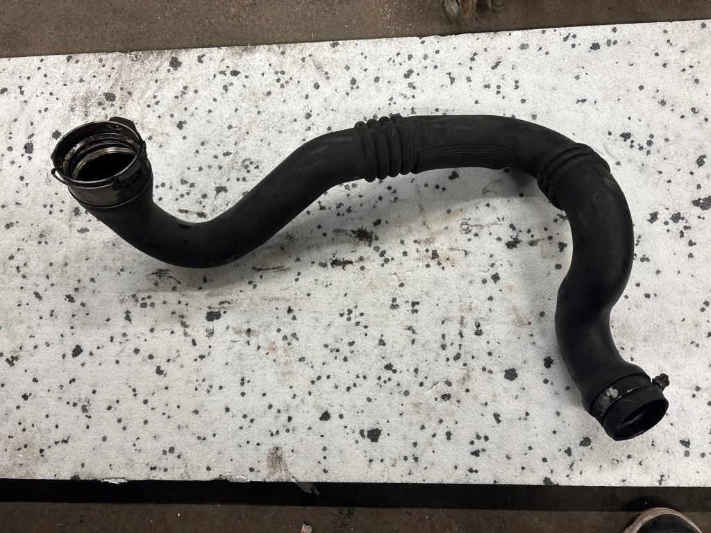 фото №2, Труба шланг интеркулер master iii 144605593r