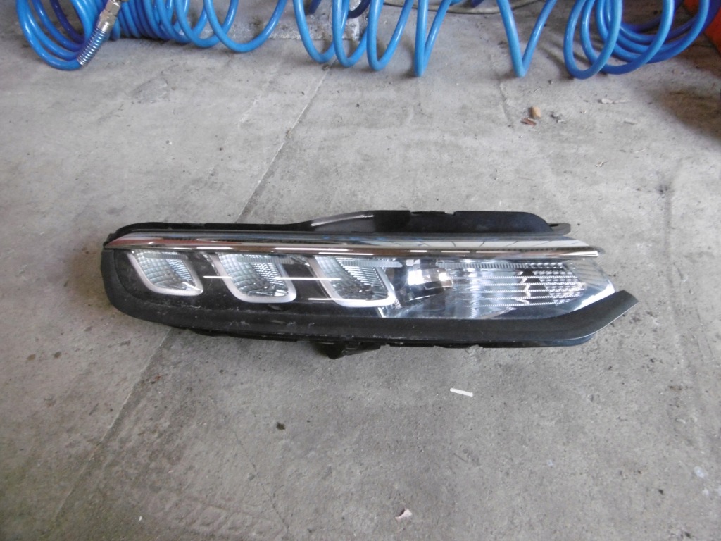 фото №1, Citroen c3 iii lift лампа правий перед 9833480480 оригінальний номер