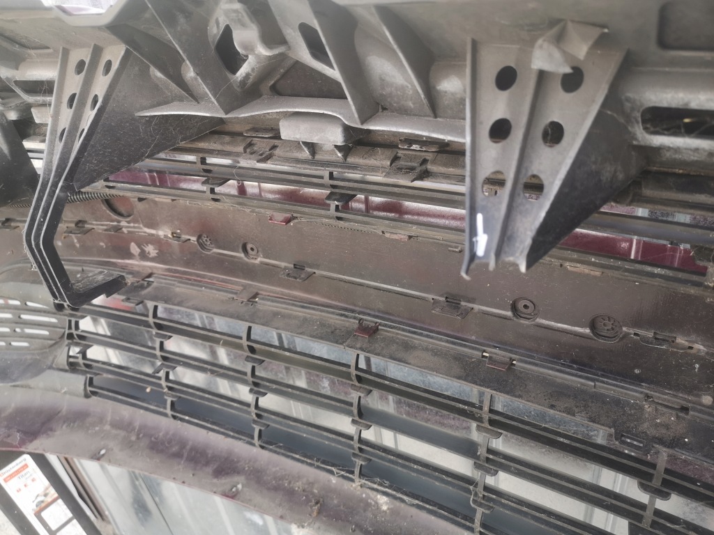 фото №13, Бампер перед передний citroen c4 grand picasso i 06-10