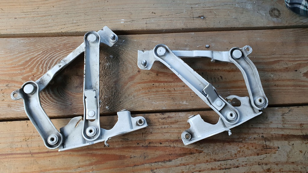 фото №1, Петлі капот комплект mercedes s w220