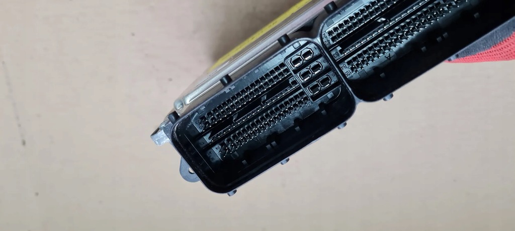 фото №12, A4 b9 8w бортовой компьютер блок управления двигателя 2.0 tdi 04l907309l a5 8w