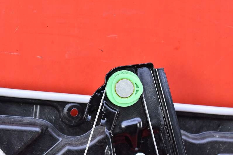 фото №10, Подъемник стекло правый перед eu 30784311 volvo v60 1 i lift 13-20