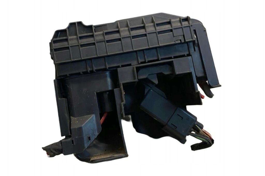 фото №10, Коробка предохранителей vw tiguan 5n_ 3c0937125a 2.0l дизель 120kw 2014