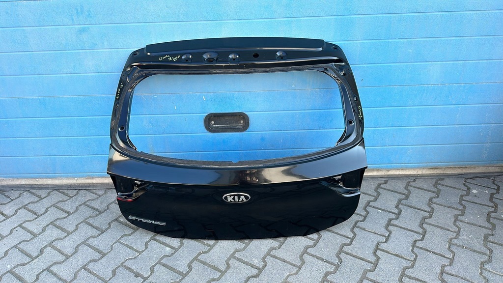 фото №1, Kia stonic 2018- кришка багажника задня задня