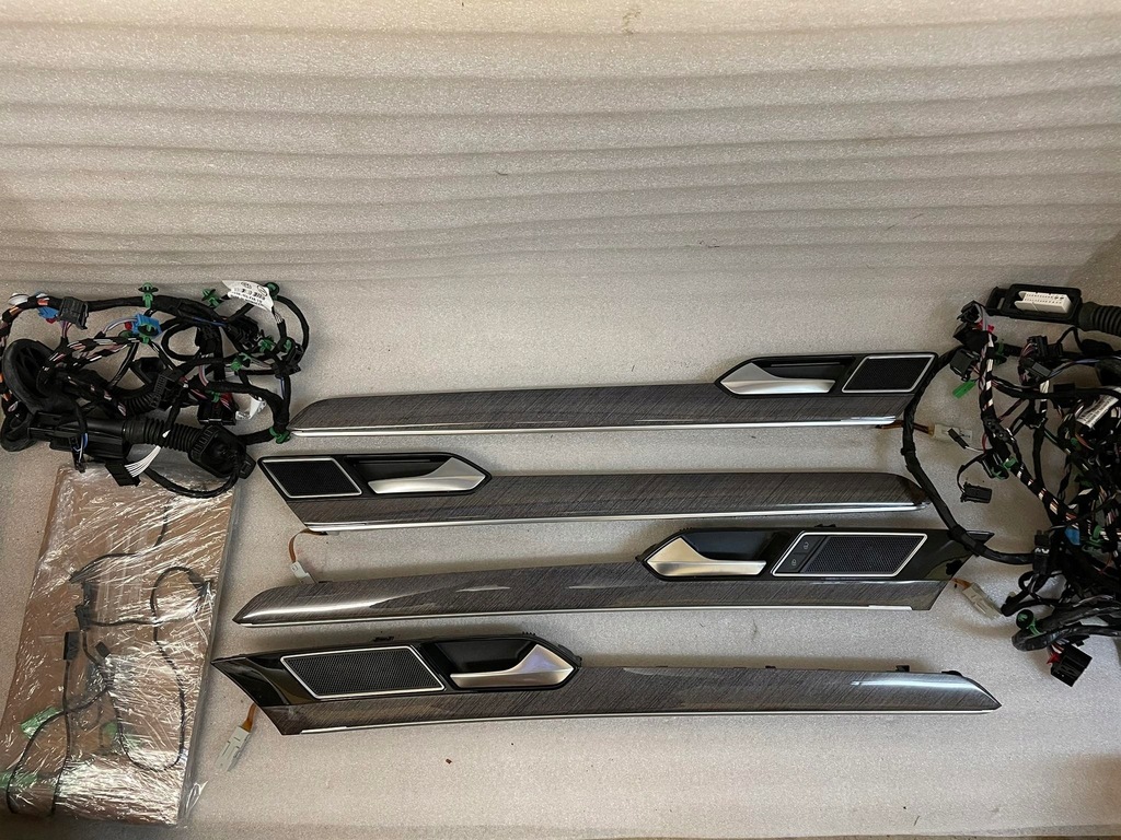 фото №7, Vw arteon молдинг dekor дверь led ambiente pro 8cf