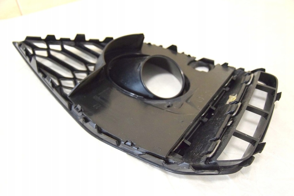 фото №12, Audi rs4 b9 8w0 22-r. lift решётка w бампер правая