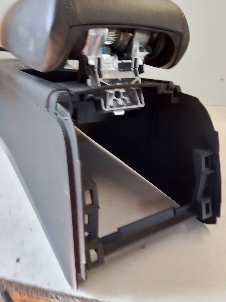 фото №9, Audi a6 c7 avant туннель средний подлокотник 4g0864981a