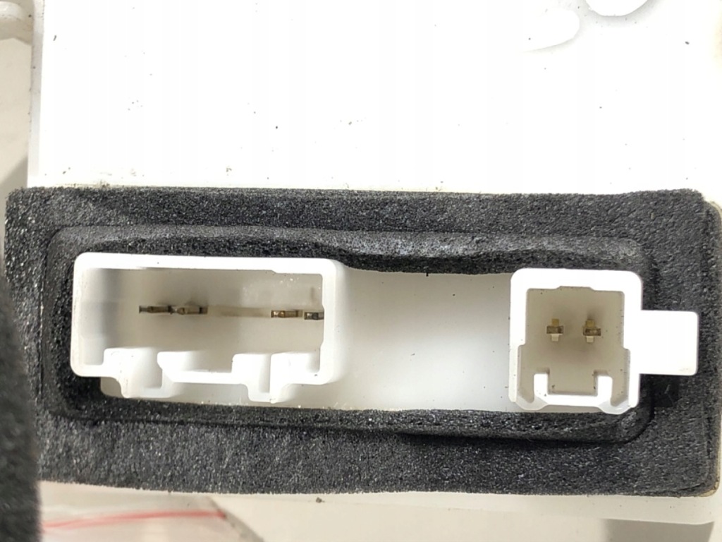 фото №3, Замок дверь правый перед mazda cx-9 minivan