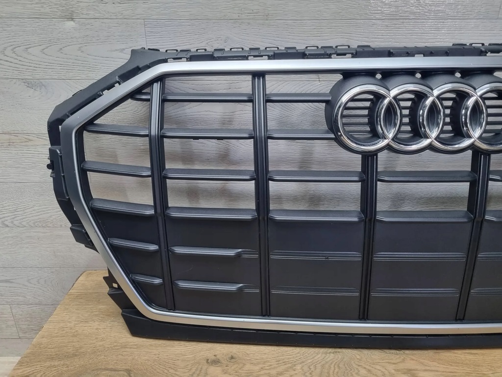 фото №11, Audi q5 sq5 2019 с передний решётка радиатора