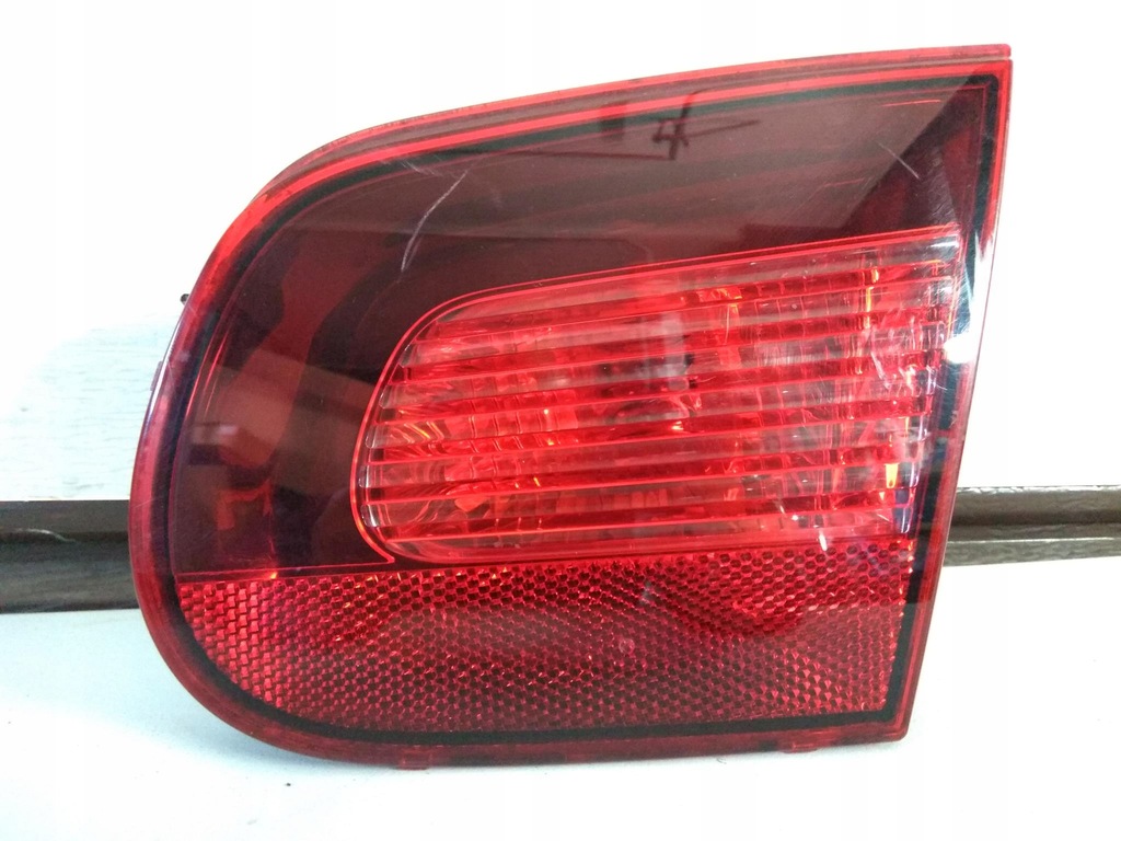 фото №7, Лампа задняя правая + левая крышки vw eos комплект uk