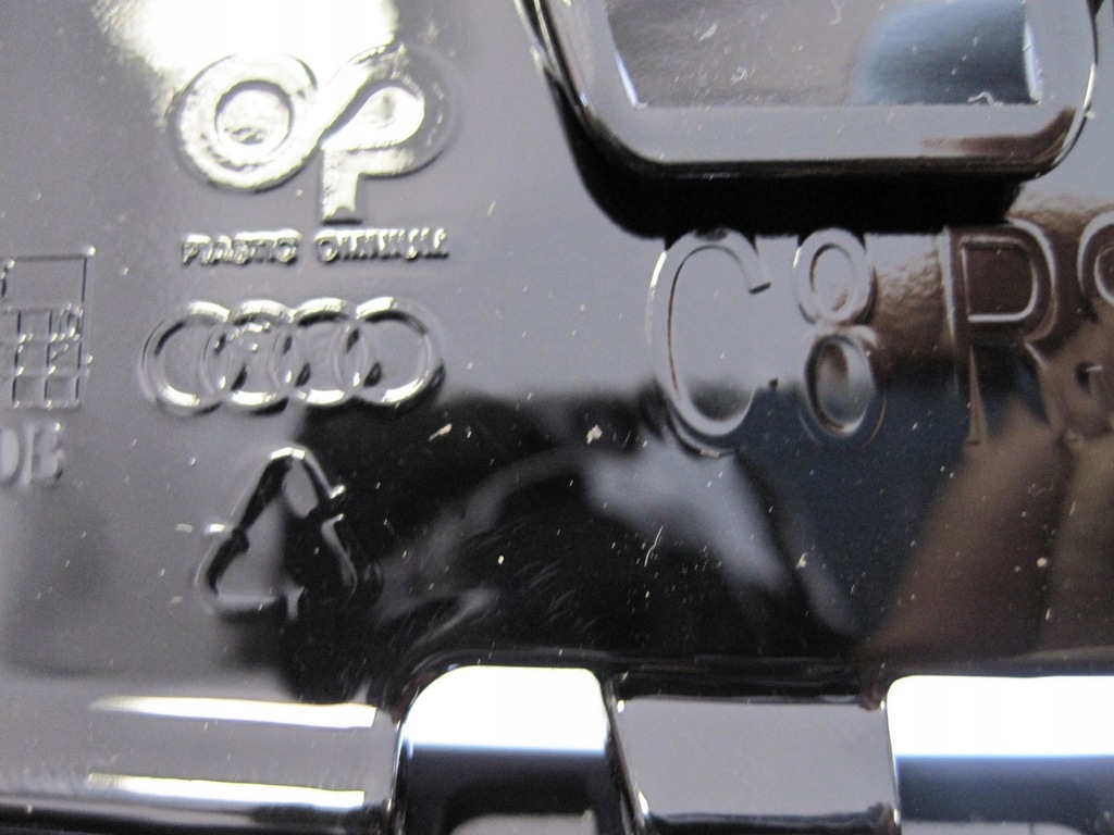 фото №9, Решётка решётки бампера audi rs6 4k8807681d 4k8807682d