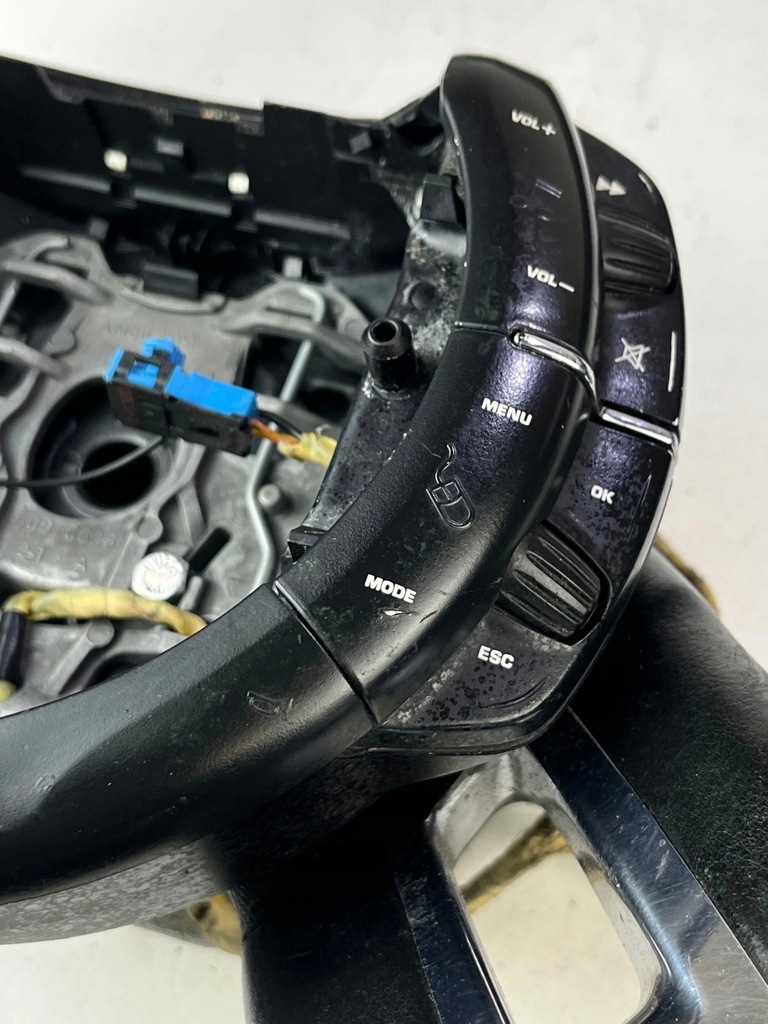 фото №11, Do обшивка повітропровід шкіряний мультифункція citroen c4 picasso i хром