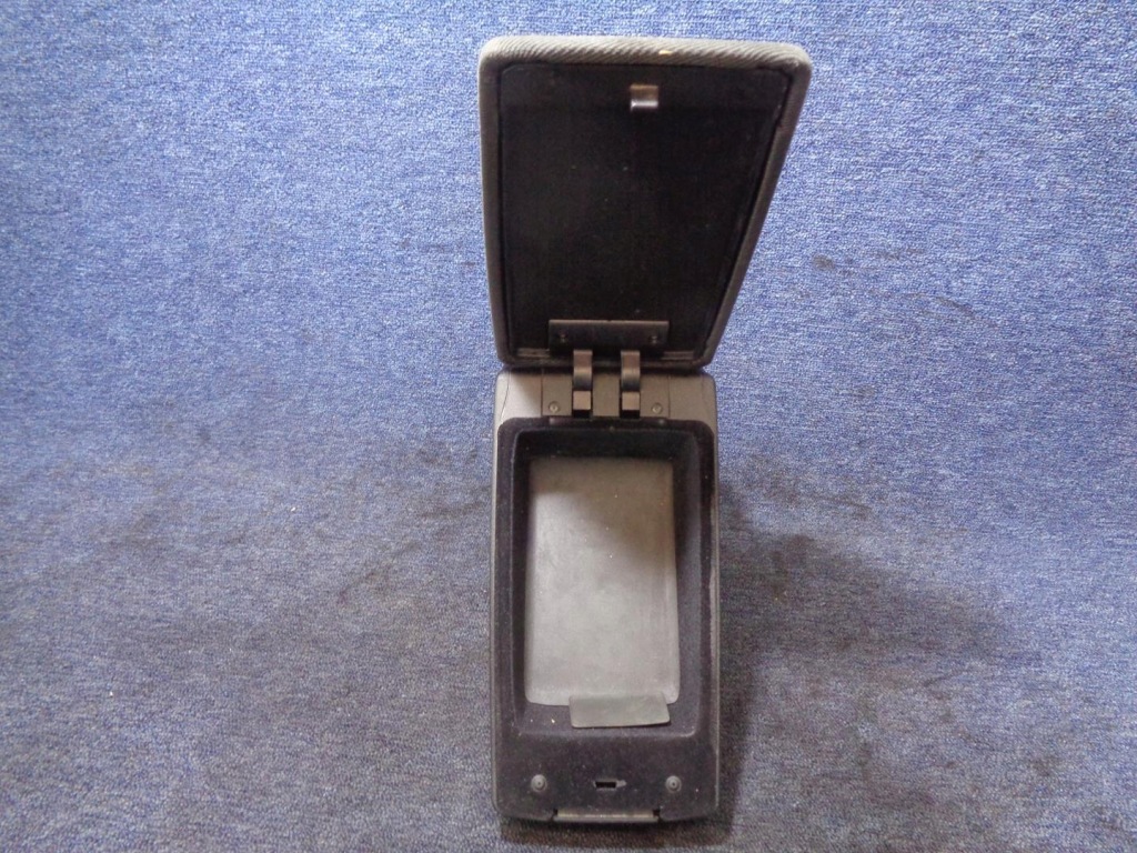 фото №4, Підлокітник alfa romeo 147 2000-2010r.