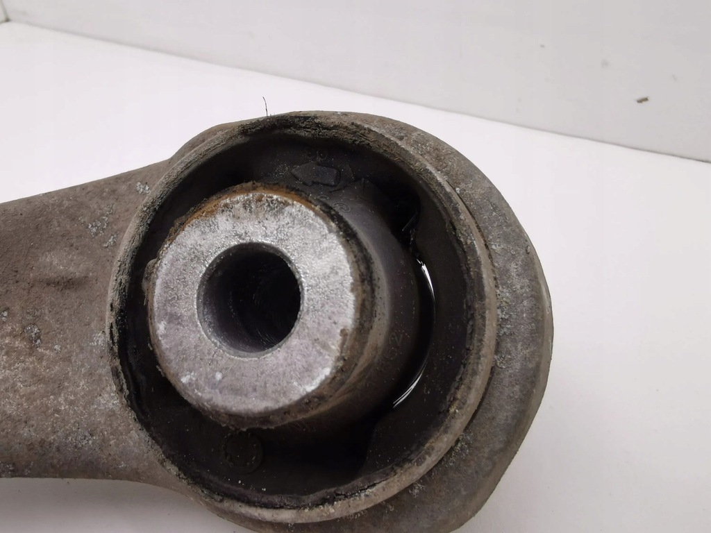 фото №8, Bmw 5 f10 f11 2012 права сторона нижній важіль передній