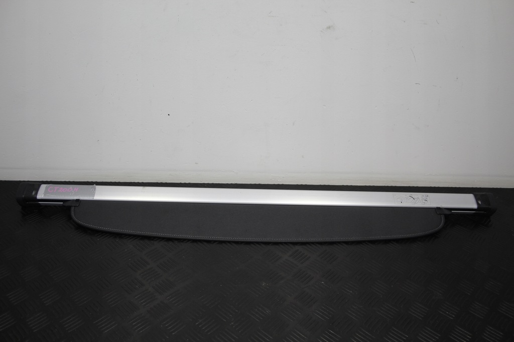 фото №1, Шторка багажника lexus ct200h