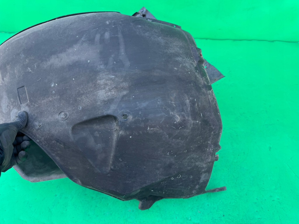 фото №10, Підкрилок праве передні перед 8223376 bmw 7 e65 e66 01-