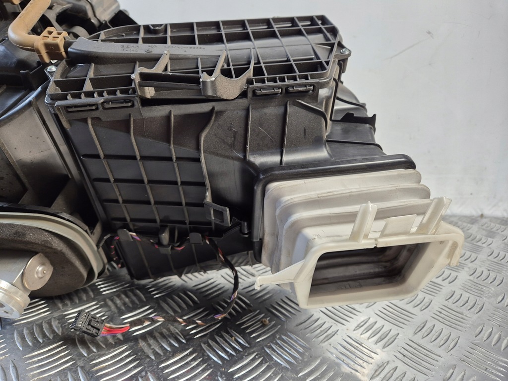 фото №8, Обігрівач комплектна bmw 6 f12 f13