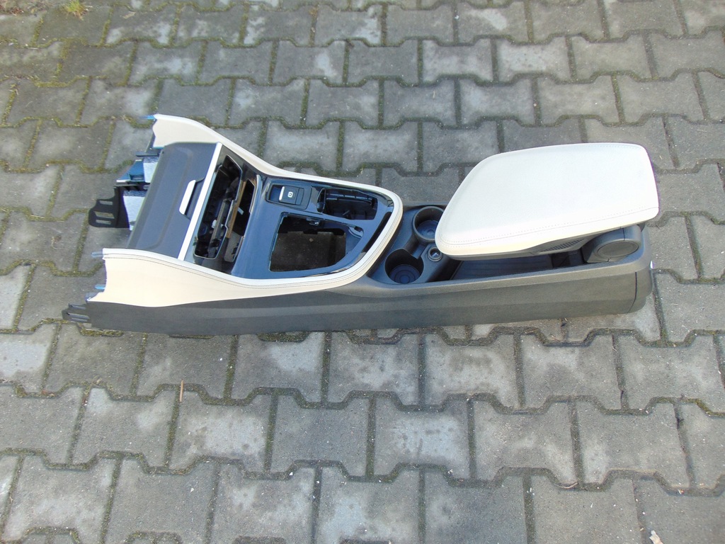 фото №1, Bmw 2 f46 туннель консоль средняя комплект