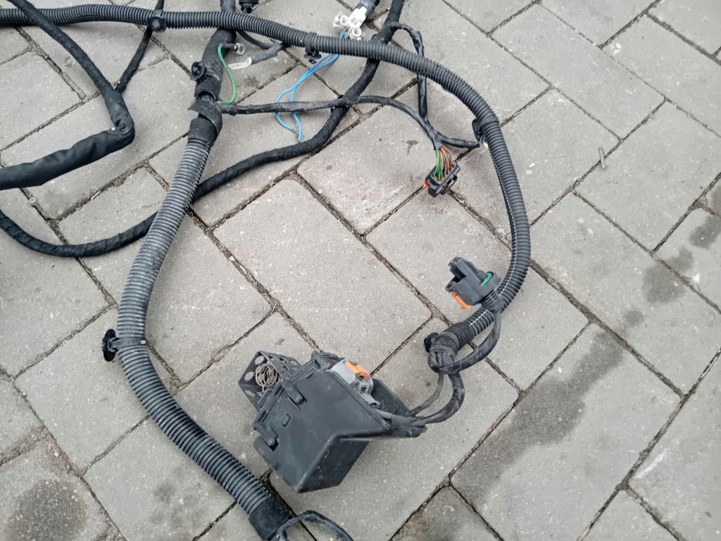 фото №5, Citroen c4 ii b7 электропроводка отсек двигателя модуль аккумулятор 9665878380