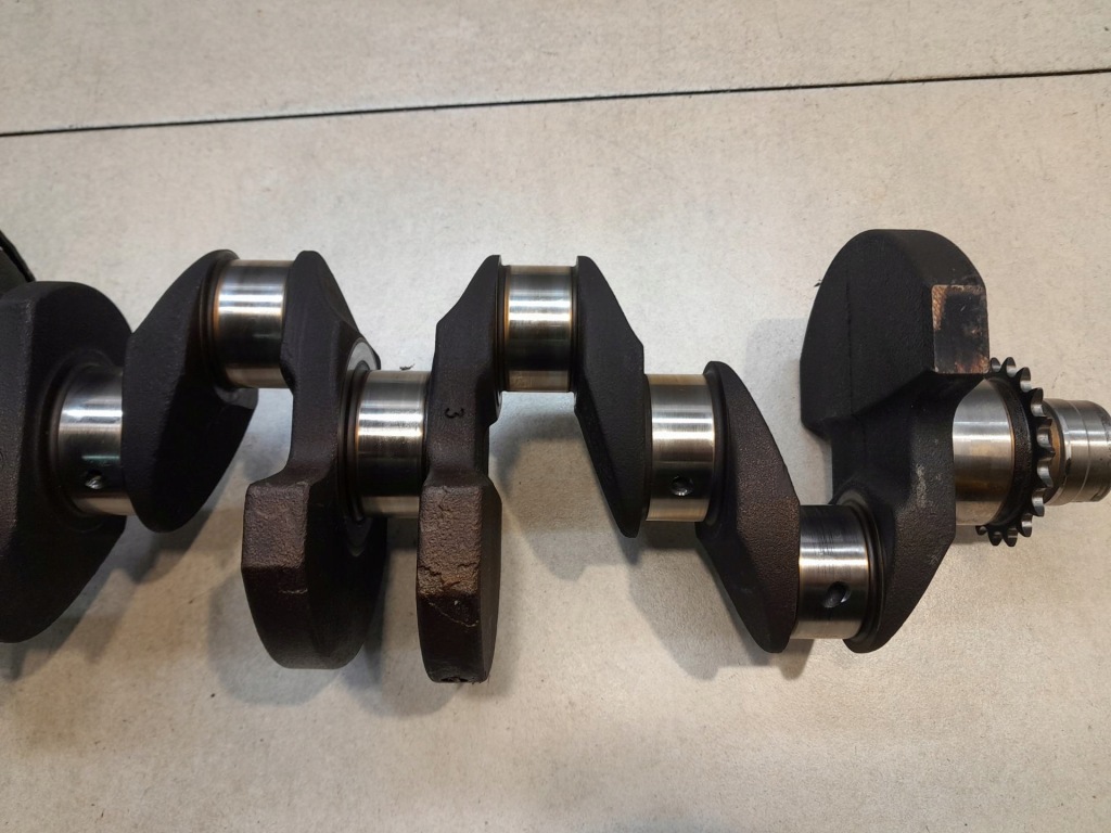 Wał колінчастий audi a3 1.6 bfq da50857 Доставка