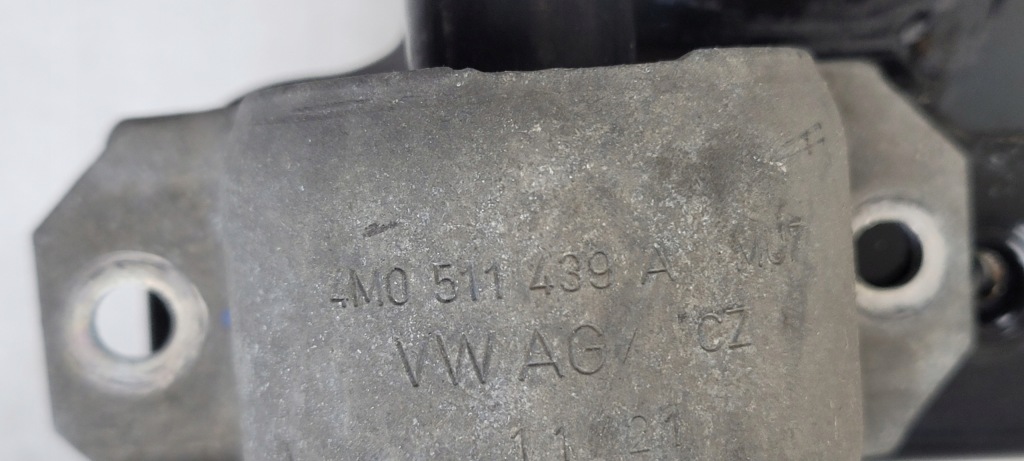 фото №9, Подрамник подрамник подрамник задняя тяга audi q8 2018- 4m0511305be 4m0500025