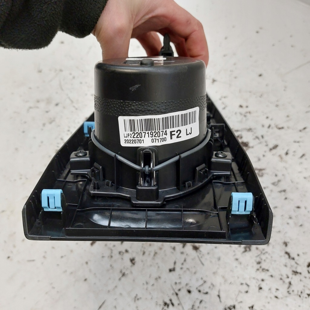 Renault arkana рамка середня кронштейн на чашки 2207192074 Оригінал