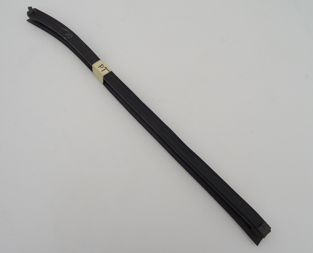 фото №1, 2015 ford f150 прокладка дверь резиновый элемент parapet задняя